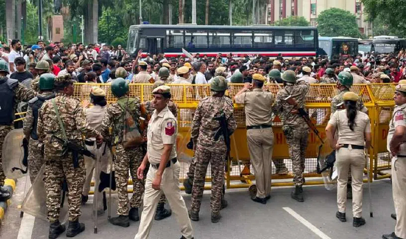 CJP-protest-1_V_jpg--816x480-3g