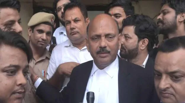 Meerut_murder_husband_blue_ed9d9c9906_V_jpg--625x351-4g