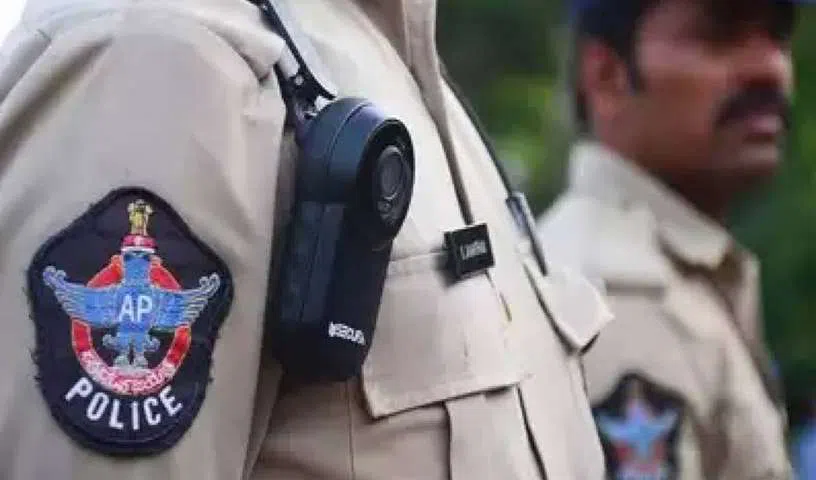 Police-firing_V_jpg--816x480-3g