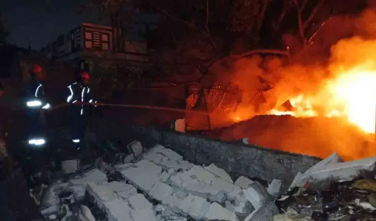 Fire-Accident_V_jpg--816x480-3g