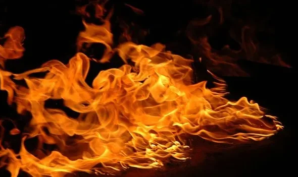 Fire_Accident_194c9573e7_V_jpg--625x351-4g