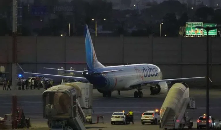 flydubaicopilot_V_jpg--816x480-3g